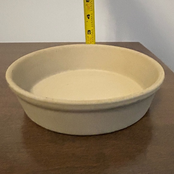 PAMPERED CHEF 8" ROUND STONEWARE BAKING DISH ~ TOASTER OVEN SIZE ~ MADE IN USA - Picture 6 of 7